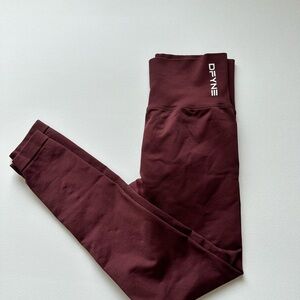 DFYNE impact Burgundy Leggings